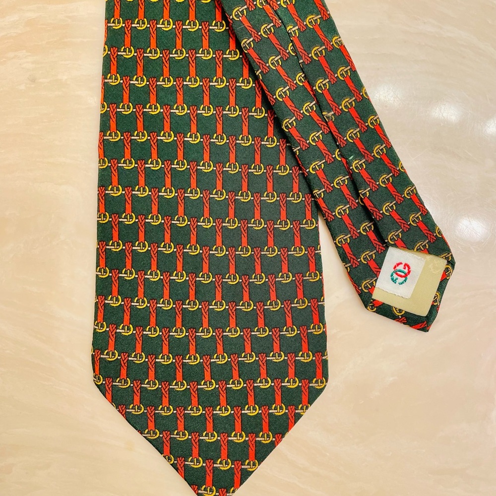 Gucci tie used 1x in great condition